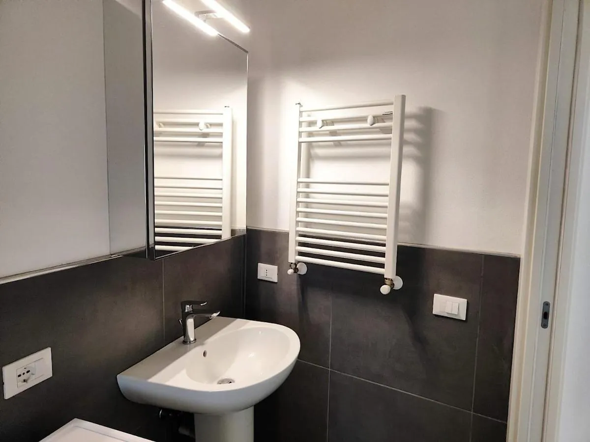 Qasa Apartment With Terrace, Palermo Center